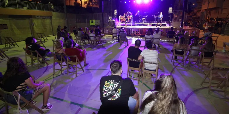 Blanes tanca el cicle de ‘Barrifest’ amb Reggae, Màgia i els monòlegs de Pau Murner i Guillem Estadella