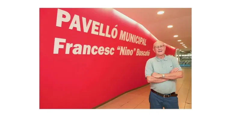 Nino Buscató, guardonat amb la Creu de Sant Jordi, una de les màximes distincions que atorga la Generalitat