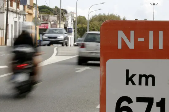 Generalitat i Ministeri tanquen l'acord per pacificar la carretera N-II al Maresme