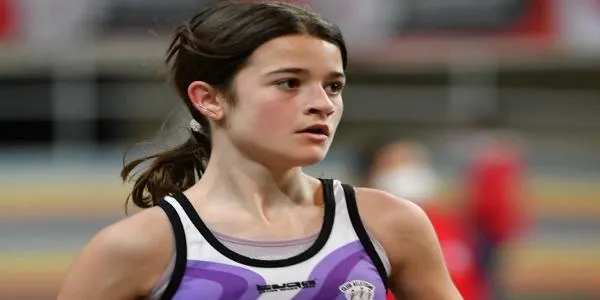 La rierenca Júlia Suárez, medalla d’or en els 3.000 marxa del Campionat de Catalunya Sub16 en Pista Coberta