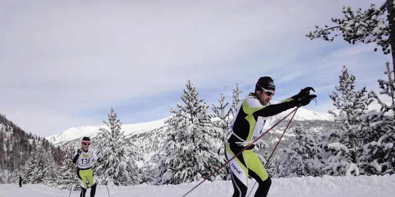 La 22a Marxa Pirineu rep prop de 150 aficionats amb una neu excel·lent