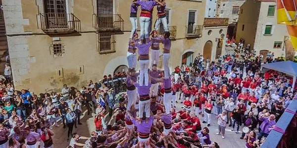Els Castellers d’Altafulla descarreguen el 5d7 per Sant Martí, però no poden amb el 4d7a