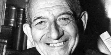La casa on va viure Joan Coromines lluirà una plaça en homenatge al gran lingüista