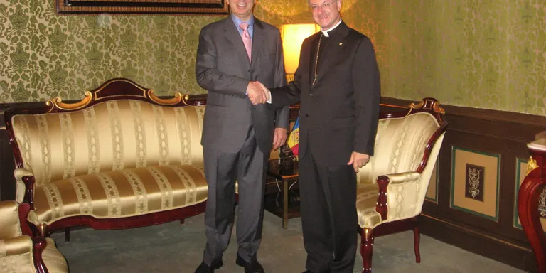 Albert Pintat s'acomiada de Joan-Enric Vives com a cap de Govern d'Andorra
