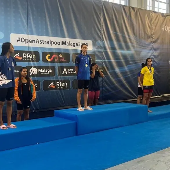 Xènia Torrejón i Clàudia Muñoz, del CN Caldes, sumen cadascuna la segona medalla d’or als Campionats d’Espanya