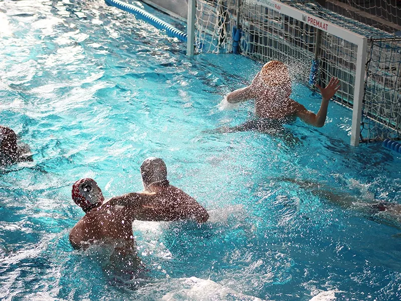 Festival de gols del CNR davant de la 'Concha'