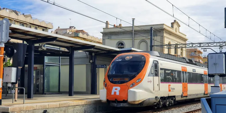 Les ajudes al transport públic es mantindran tot el 2024 per a tota la població