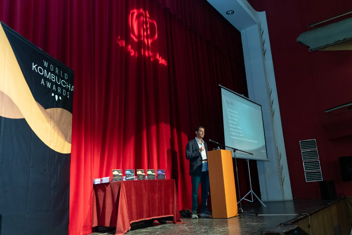 El Casino de Caldes acull la cerimònia de lliurament dels Premis Mundials de la Kombucha, amb 150 participants de 22 països