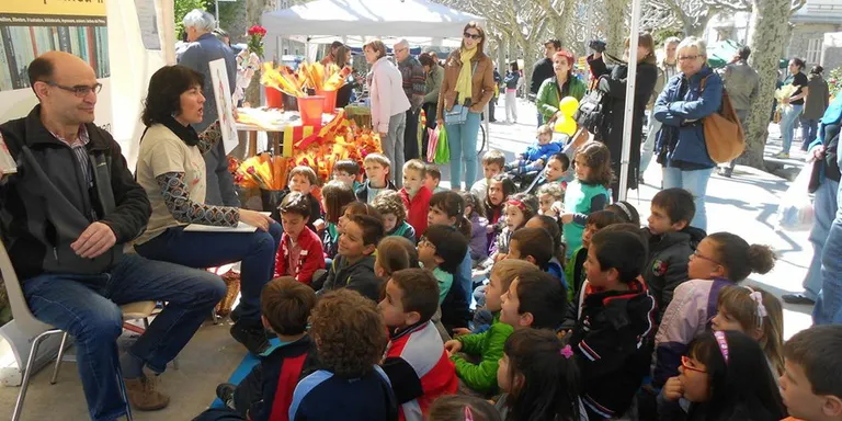 Autors de l'Alt Urgell signaran els seus llibres per Sant Jordi al passeig Joan Brudieu