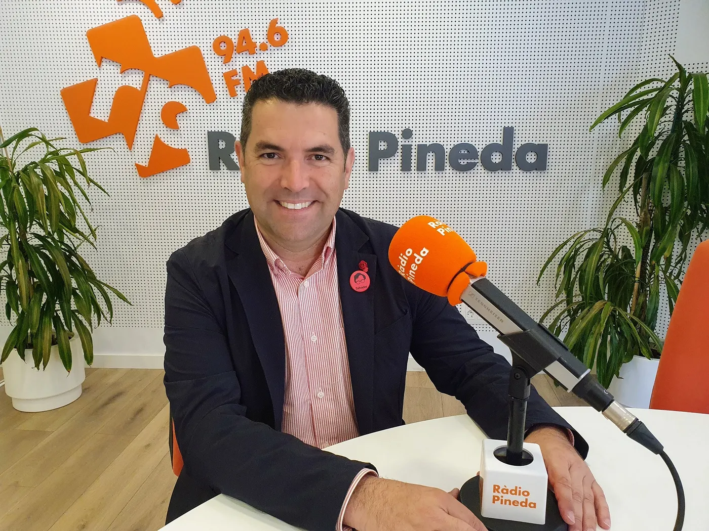 Xavier Amor (PSC): «Salvador Illa té les idees molt clares i a Pineda ens hi juguem l'atenció a la gent gran, la Llei de Barris, més Mossos o ajudes a les urbanitzacions»
