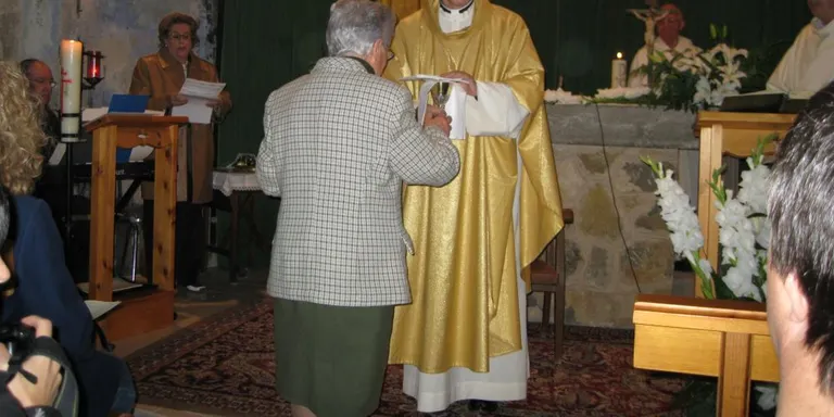 Emotiu homenatge a l'ermitana d'Alinyà, Lourdes Garriga