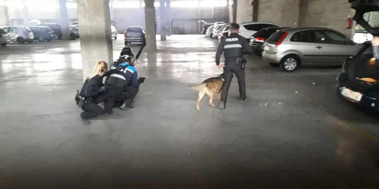 Fals rumor sobre presència militar a Pineda arran d'un curs de formació policial a la població