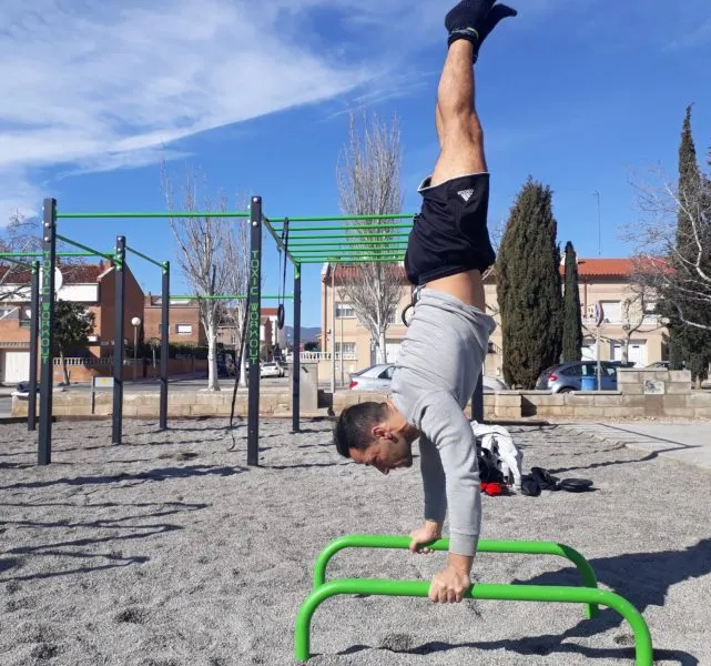 Jornada d’Street Workout al parc de barres de Valls