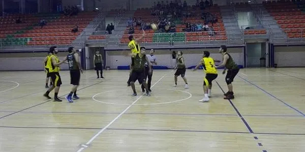 L’Òxid Torredembarra Bàsquet Club aconsegueix la primera victòria a la Segona Catalana