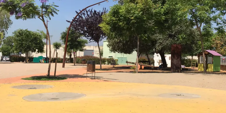 Malmeten bancs, una font i gronxadors al Morell