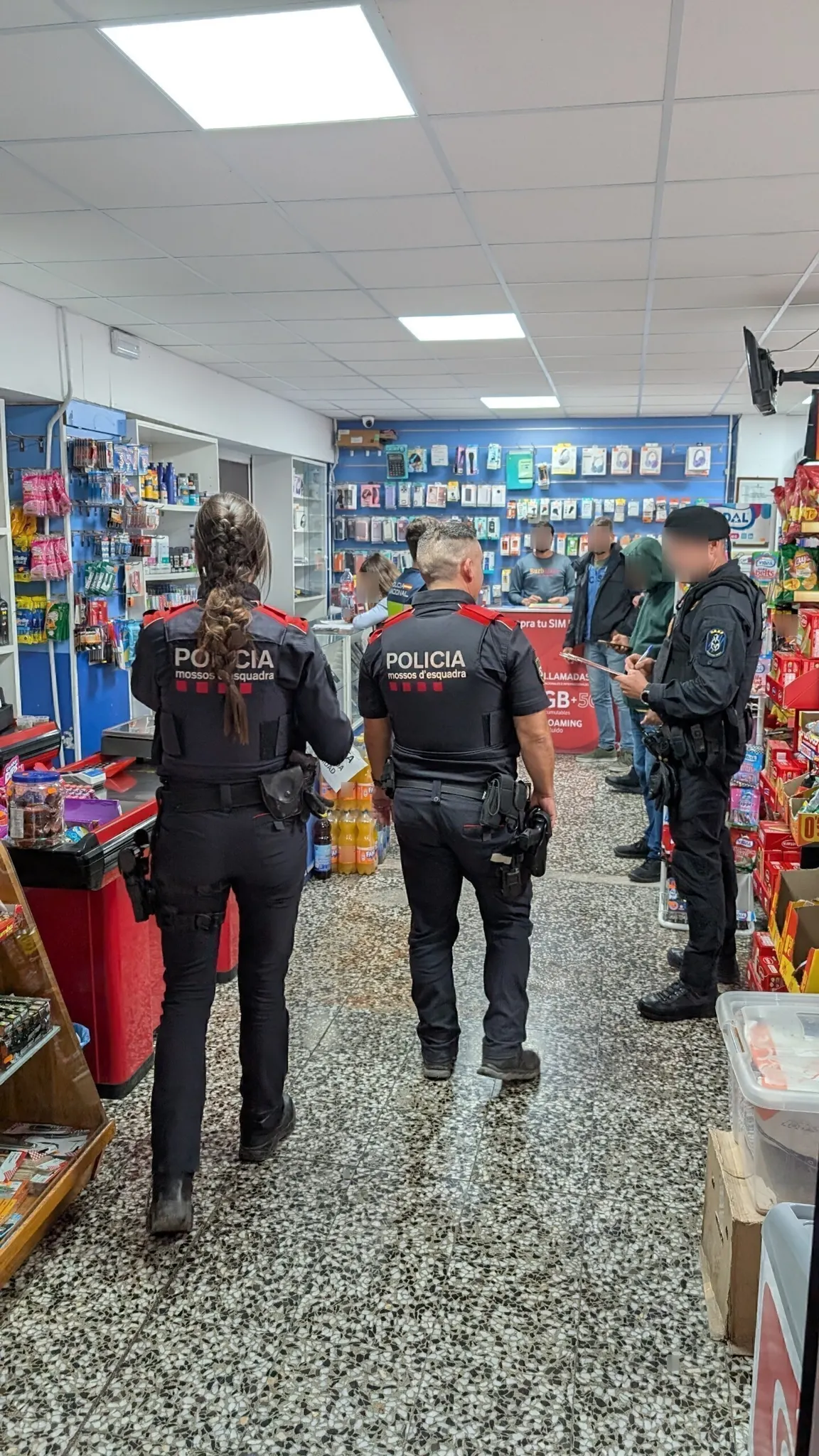 Operatiu Kanpai a Tortosa, en què s'han identificat a 75 persones en deu establiments de la ciutat