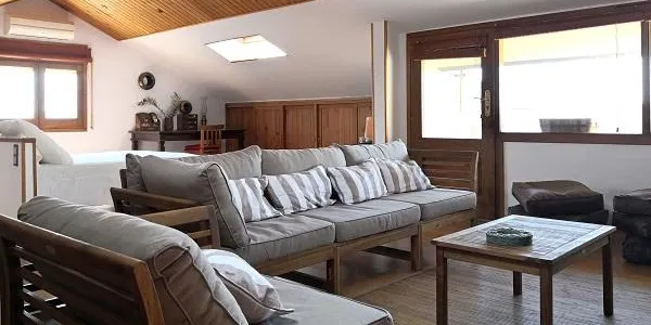 Les pernoctacions als apartaments turístics de Tarragona i l'Ebre han disminuït un 4,4% respecte del 2019