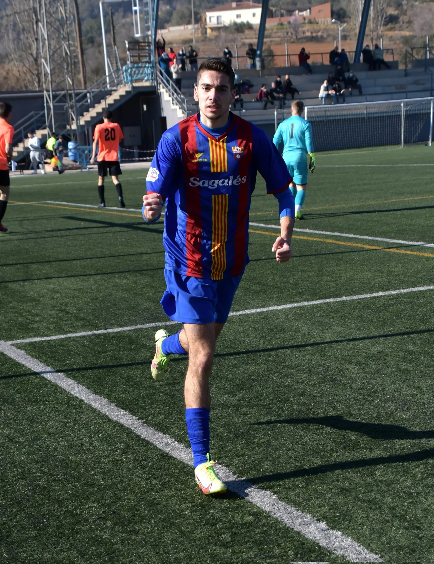 Un gol al minut 94 priva el Caldes del triomf al camp del Sant Pol