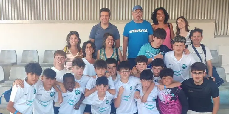 L'infantil B del Futbol Base Solsona Arrels guanya la fase de plata del Torneig d'Almacelles