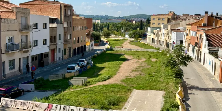 L'espai sorgit del soterrament dels FGC a Sabadell generarà una zona verda de 12.600 metres quadrats i un aparcament
