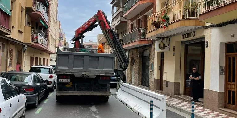 Retirades les terrasses dels bars que es van posar excepcionalment per minimitzar l'impacte del COVID