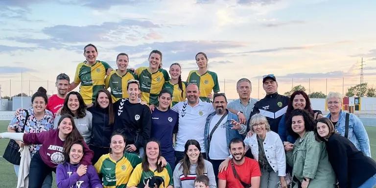 El femení del CE Constantí cau a les semifinals del campionat provincial després d’una gran temporada