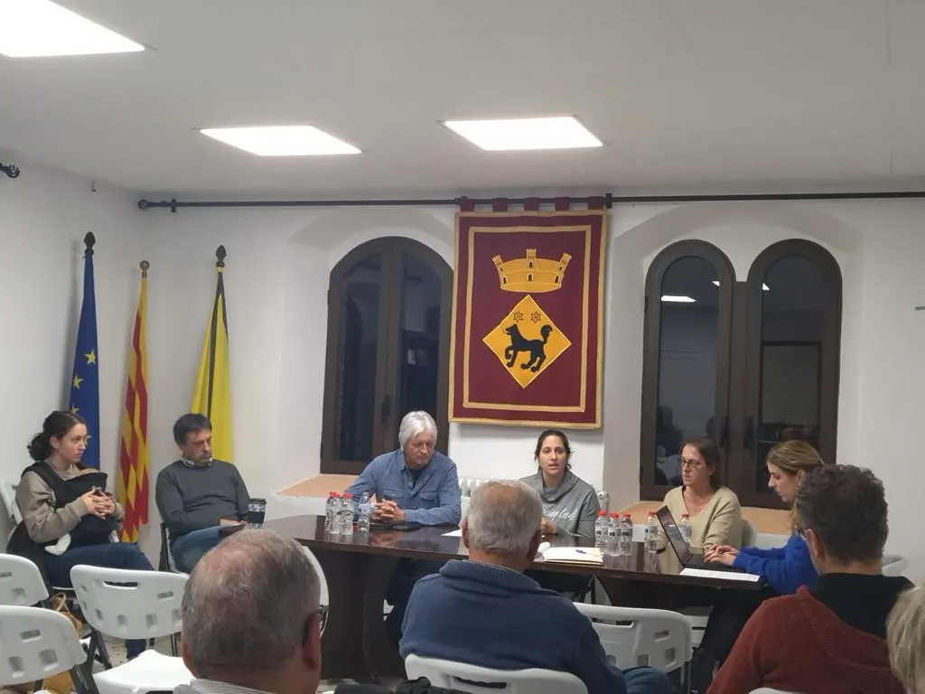 L'Ajuntament de Llobera es manifesta en contra del procediment per agregar Torà i Biosca al Solsonès