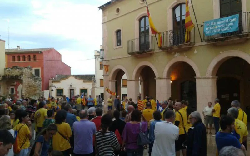 Altafulla surt al carrer en favor de la consulta del 9-N
