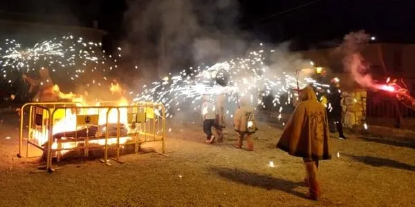 L’enterrament de Sa Majestat Carnestoltes tanca un Carnaval marcat per l’elevada participació a Altafulla