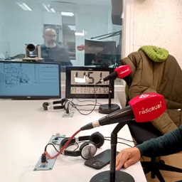 #1676 - L'espectacle La Nona amb el seu director i actriu - episode art