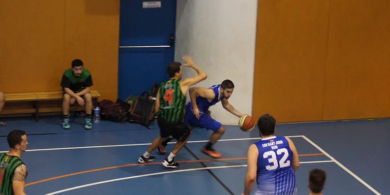 El bàsquet masculí ens deixa l’única alegria del cap de setmana