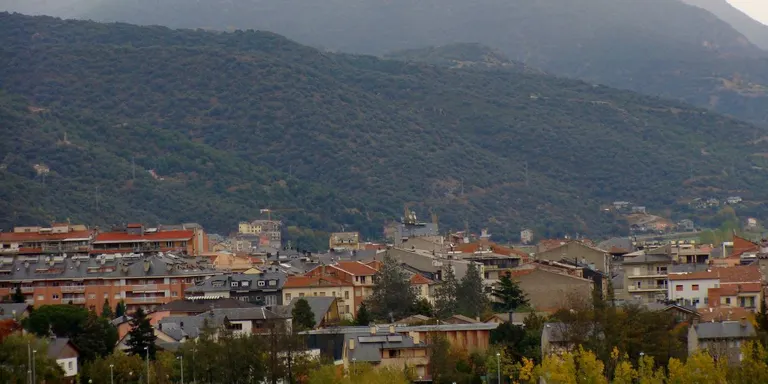 Primera nevada de la temporada als cims de l'Alt Urgell
