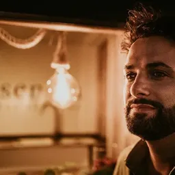 Abel Romano pasó por COPE Utrera antes de su concierto de preferia en Utrera - episode art