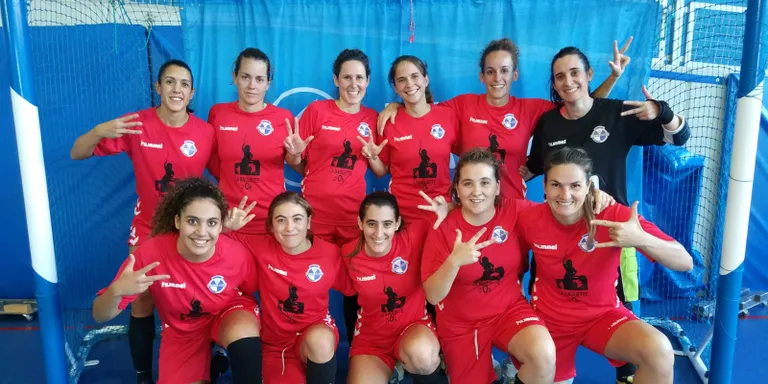 El Divisió d'Honor es refà i manté el pols a la part alta