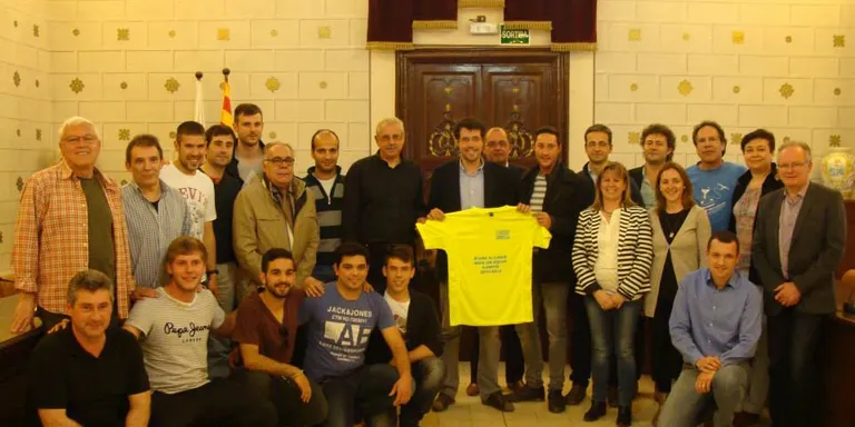 Recepció de l'Ajuntament de la Seu al CF Castellciutat