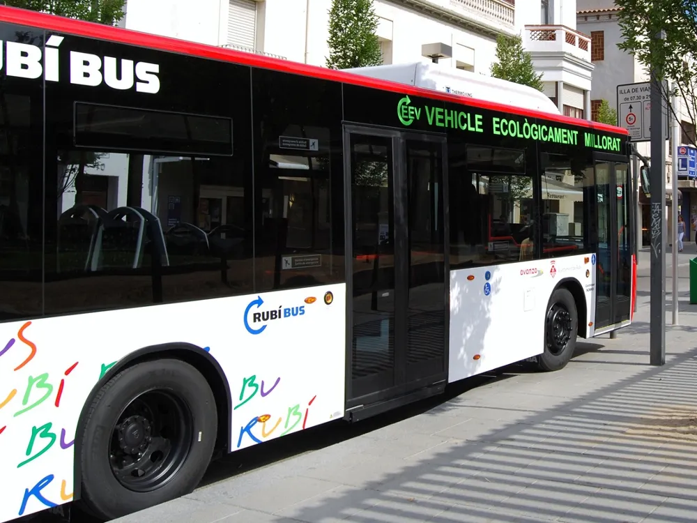 Els usuaris dels autobusos tindran la informació a temps real