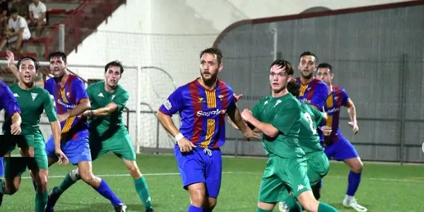 El CF Caldes es queda a les portes del tercer títol seguit al Torneig d'Històrics del Vallès Oriental, en perdre la final contra l'EC Granollers (1-3)