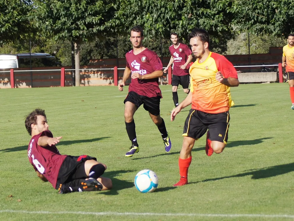 Javilín va tornar a ser titular a Terrassa / Arxiu
