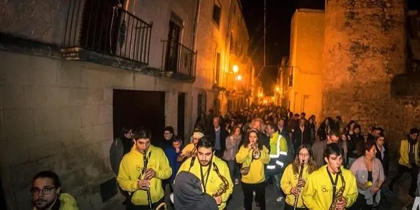 Els Diables d’Altafulla, a punt per al cap de setmana de foc, els versots i l’empalmada