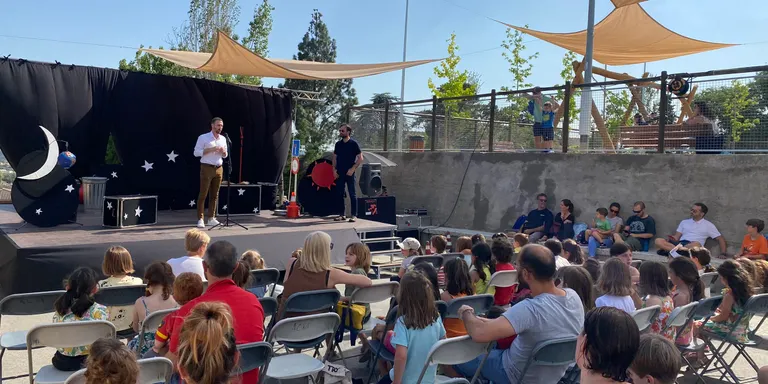 Inaugurat el nou parc Rosa Sensat, al costat de l'escola Montbui