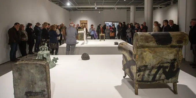 Nova activitat paral·lela amb motiu de l’exposició “Tàpies. Bronzes intervinguts”