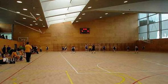 Inici del període de sol·licitud de les noves beques per a la pràctica d'esport extraescolar