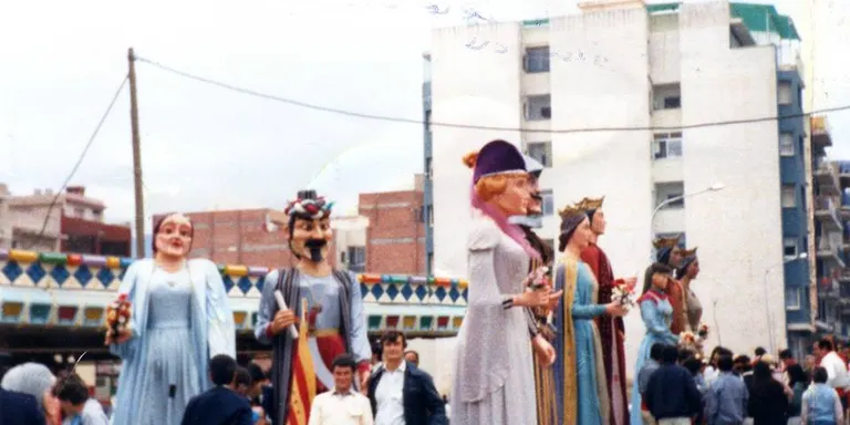L'Arxiu Municipal mostra una exposició del gegant Dragut, nascut per iniciativa dels veïns de Poblenou