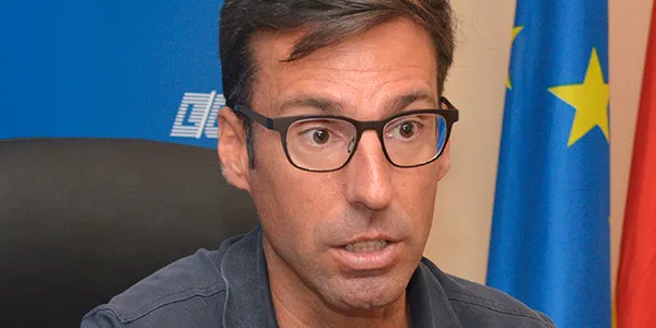 Raül Viladrich denuncia que la llista d'espera per a l'examen pràctic del carnet de conduir és d'entre 3 i 4 mesos