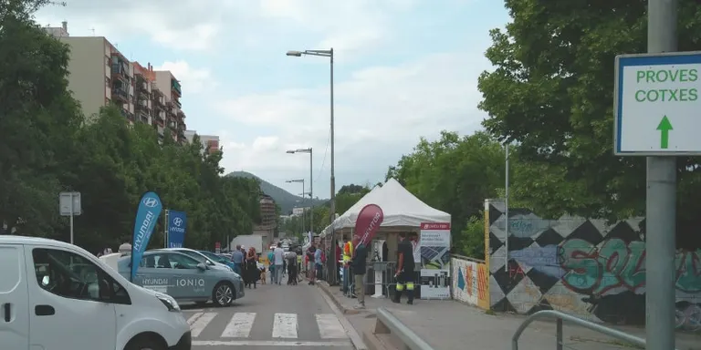 La 2na fira del vehicle elèctric de Rubí multiplica l’assistència