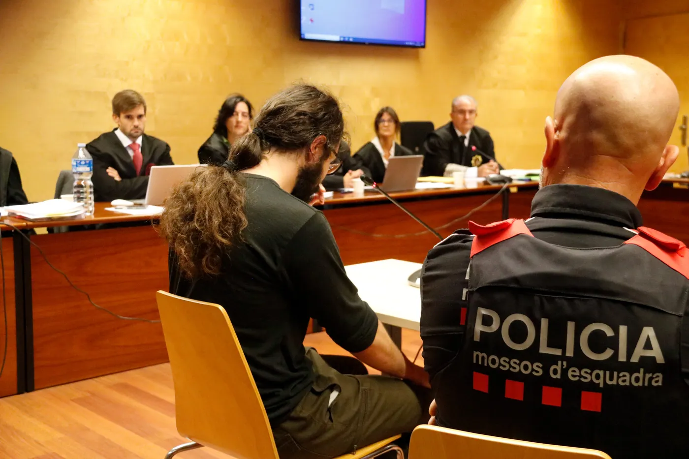 L'Audiència condemna a presó permanent revisable l'home que va assassinar i agredir sexualment l'exparella a Girona