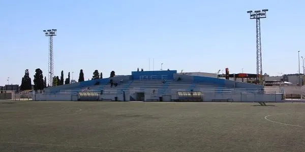 La Torre no renúncia a res davant un San Salvador que es juga la vida