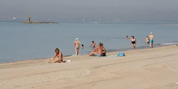 La platja d’Altafulla registra un juliol més tranquil de l’habitual