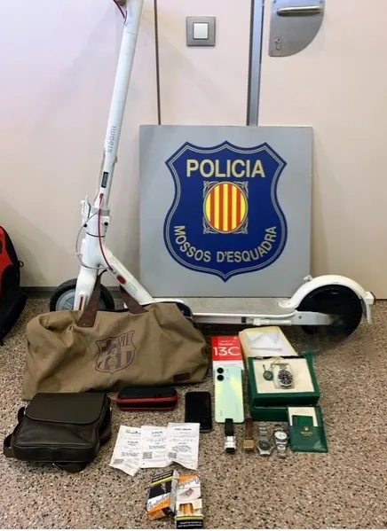 Els Mossos detenen un home per set robatoris amb força a domicilis del Baix Penedès