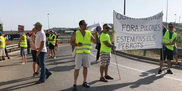 La plataforma Reobrint Rotonda Baix Gaià tallarà l’N-340 aquest dijous, divendres i diumenge per seguir fent pressió a les institucions